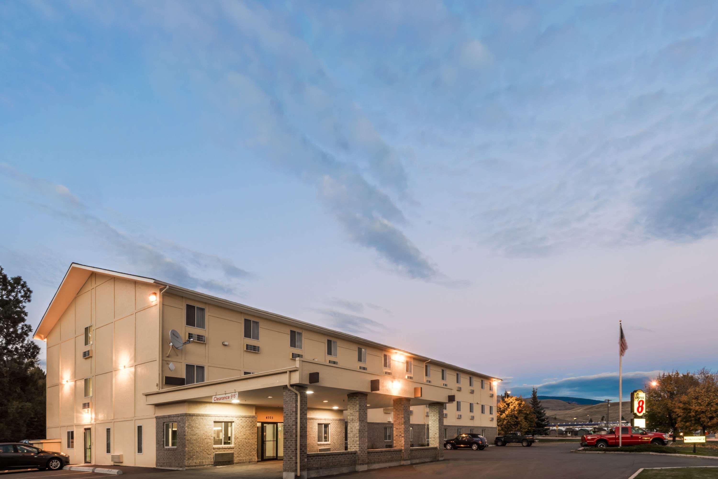 Super 8 By Wyndham Missoula/Reserve St. Exterior foto