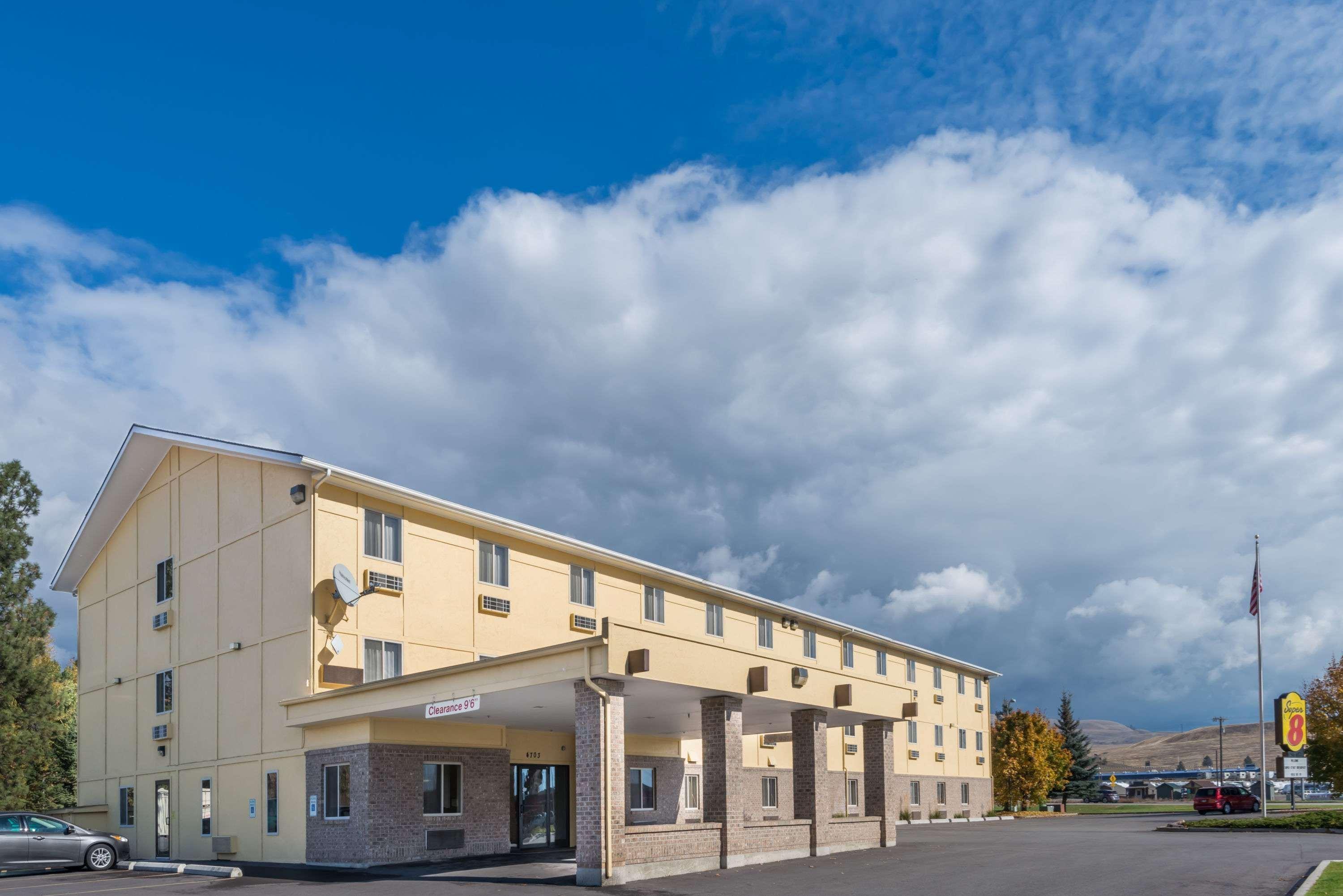 Super 8 By Wyndham Missoula/Reserve St. Exterior foto