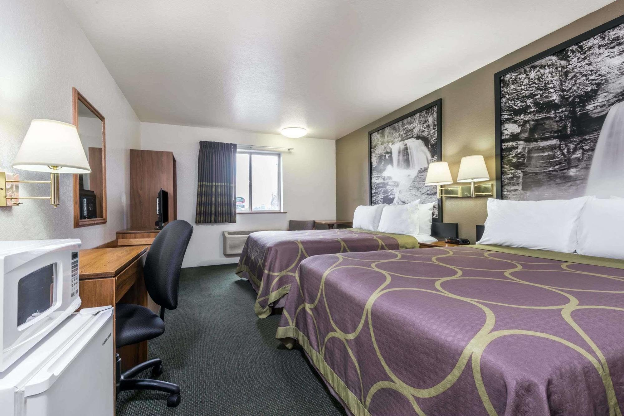 Super 8 By Wyndham Missoula/Reserve St. Exterior foto